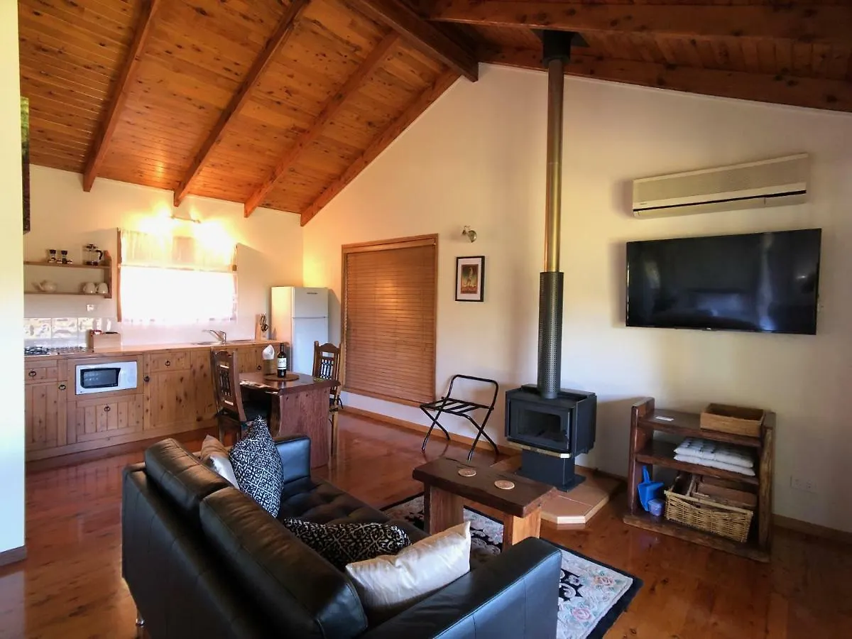 Chalet Pencil Creek Cottages Mapleton Australia